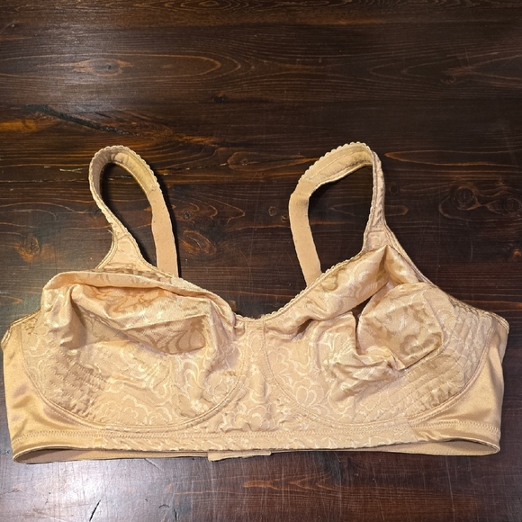 Playtex Cream Comfort Bra Intimates Sleepwear - Picture 1 of 2